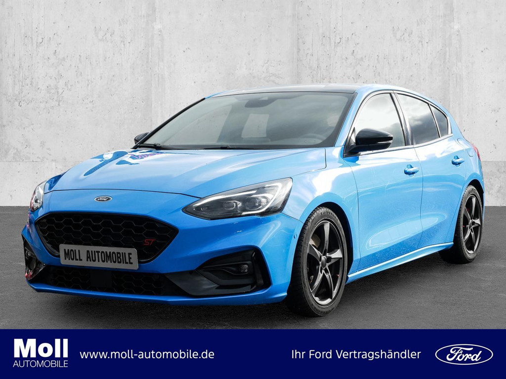 Ford Focus ST Line