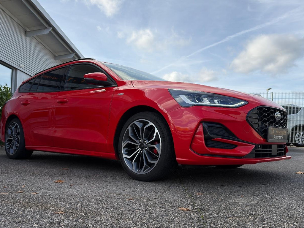 Ford Focus Wagon ST Line