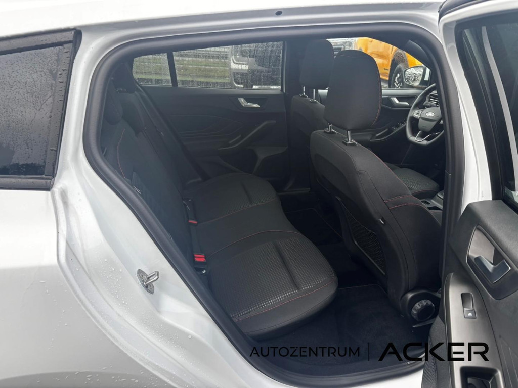 Ford Focus Wagon ST Line