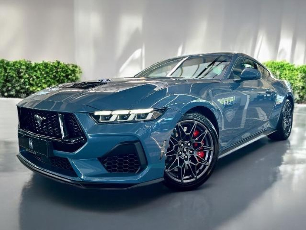 Ford Mustang Fastback GT 5.0 V8