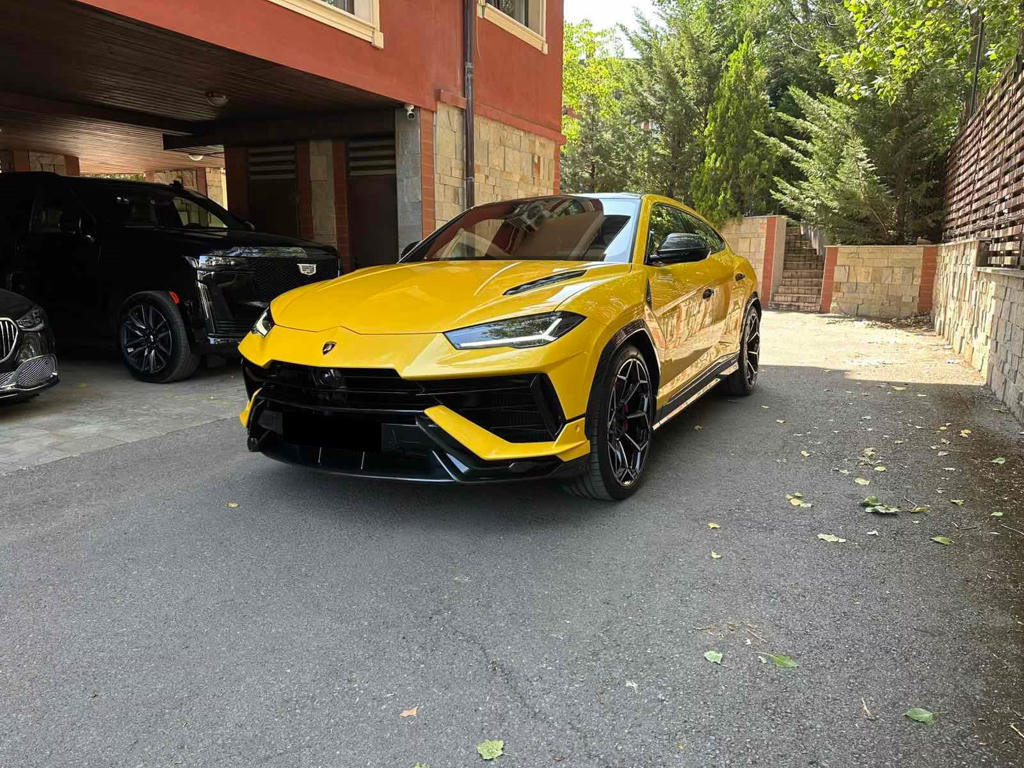 Lamborghini Urus Performante