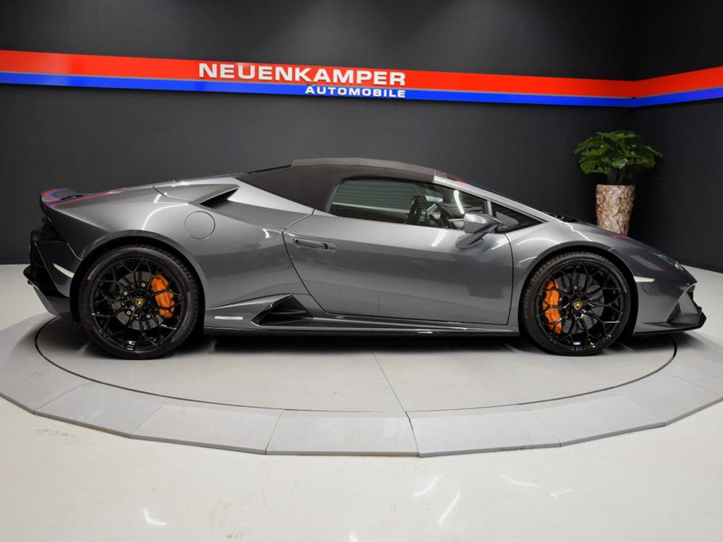 Lamborghini Huracan