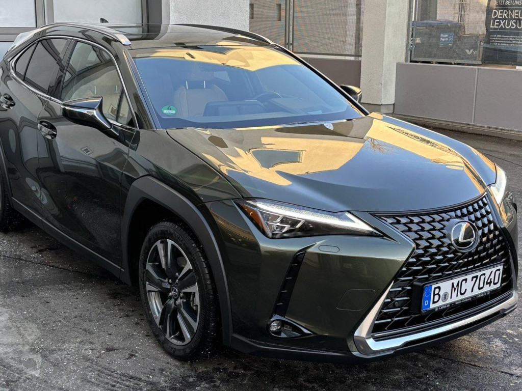Lexus UX