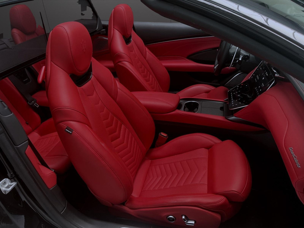 Maserati GranCabrio