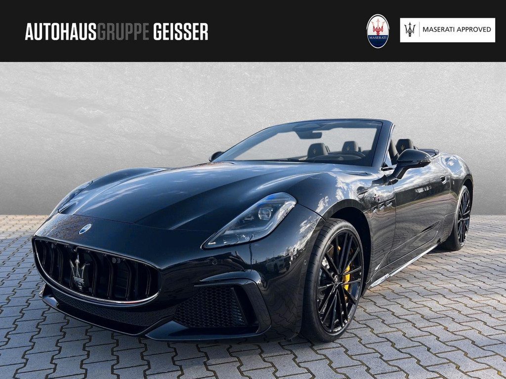 Maserati GranCabrio Trofeo