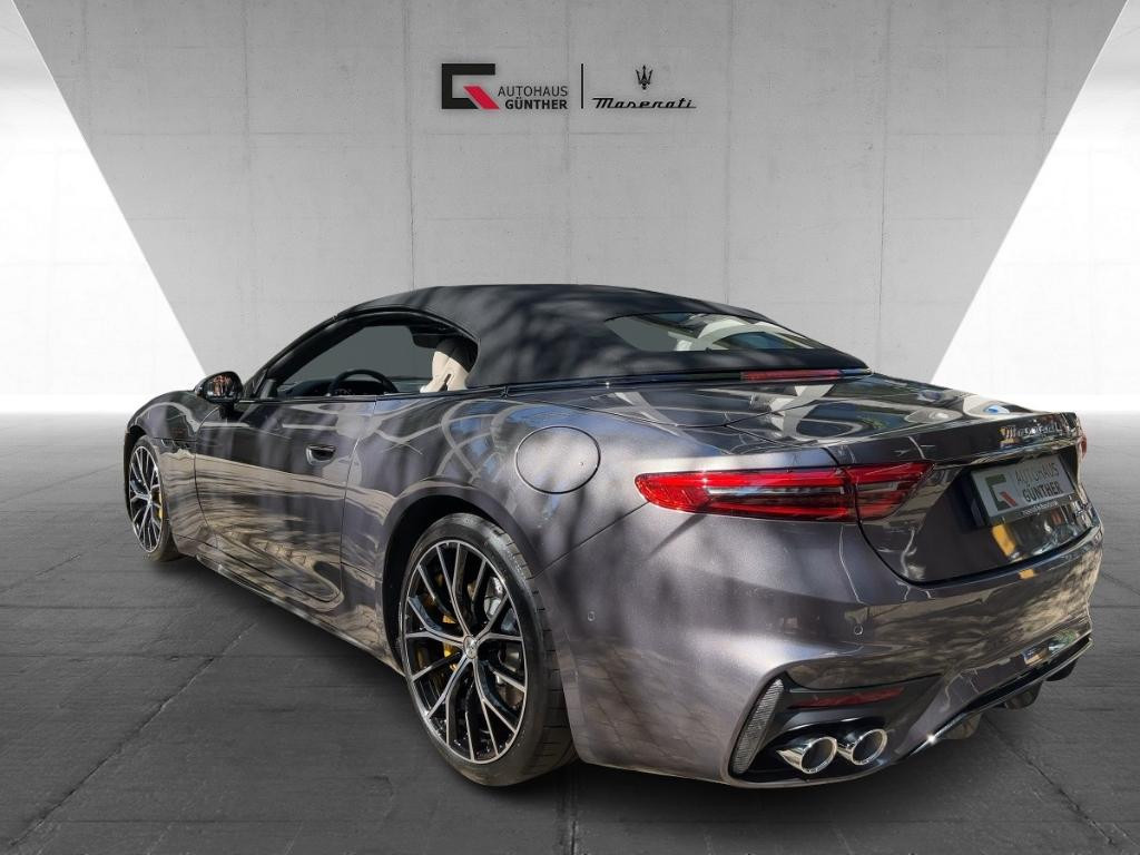 Maserati GranCabrio