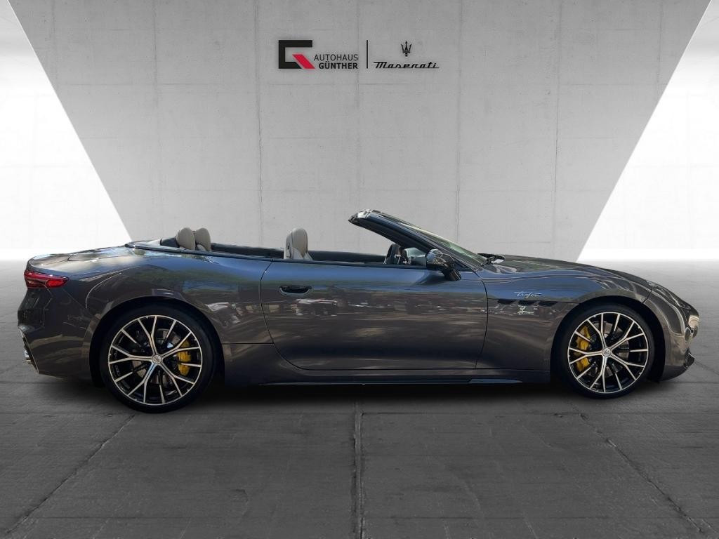 Maserati GranCabrio