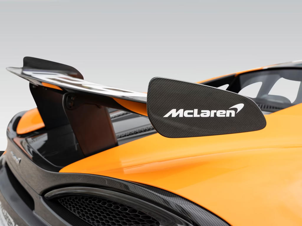 McLaren 620R