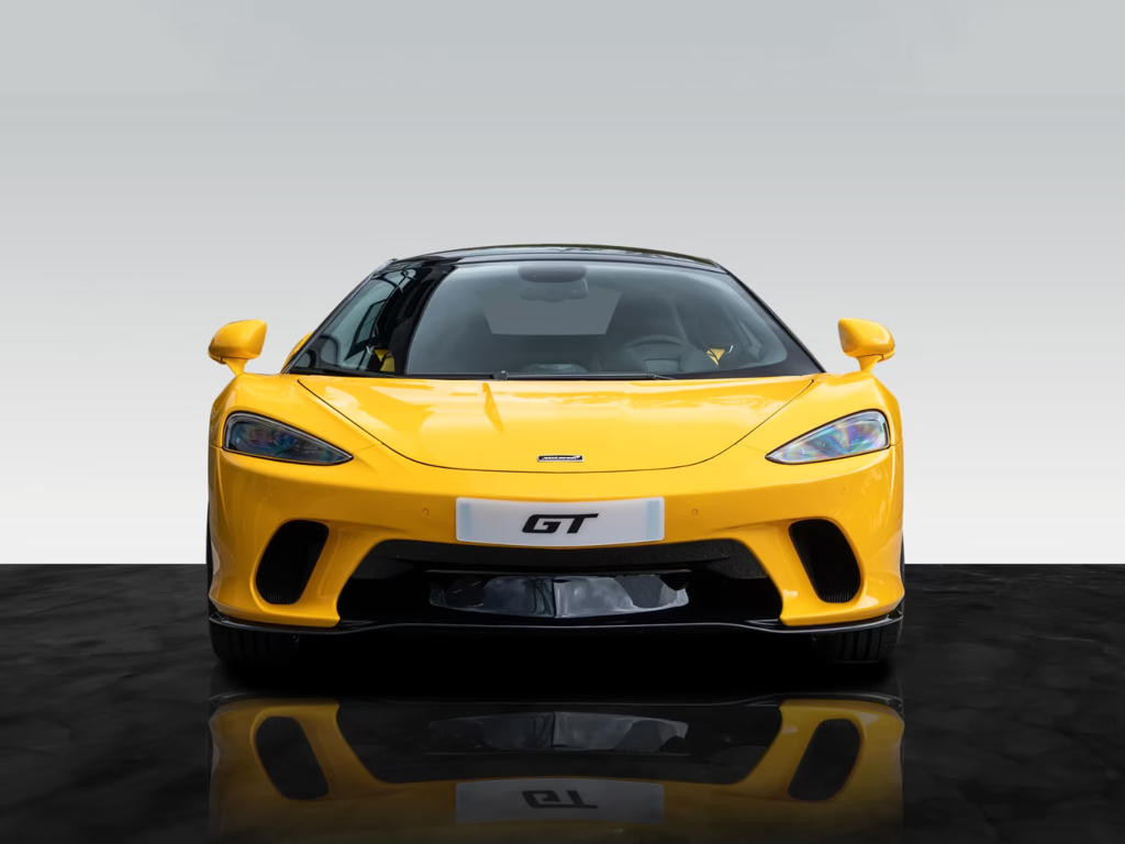 McLaren GT