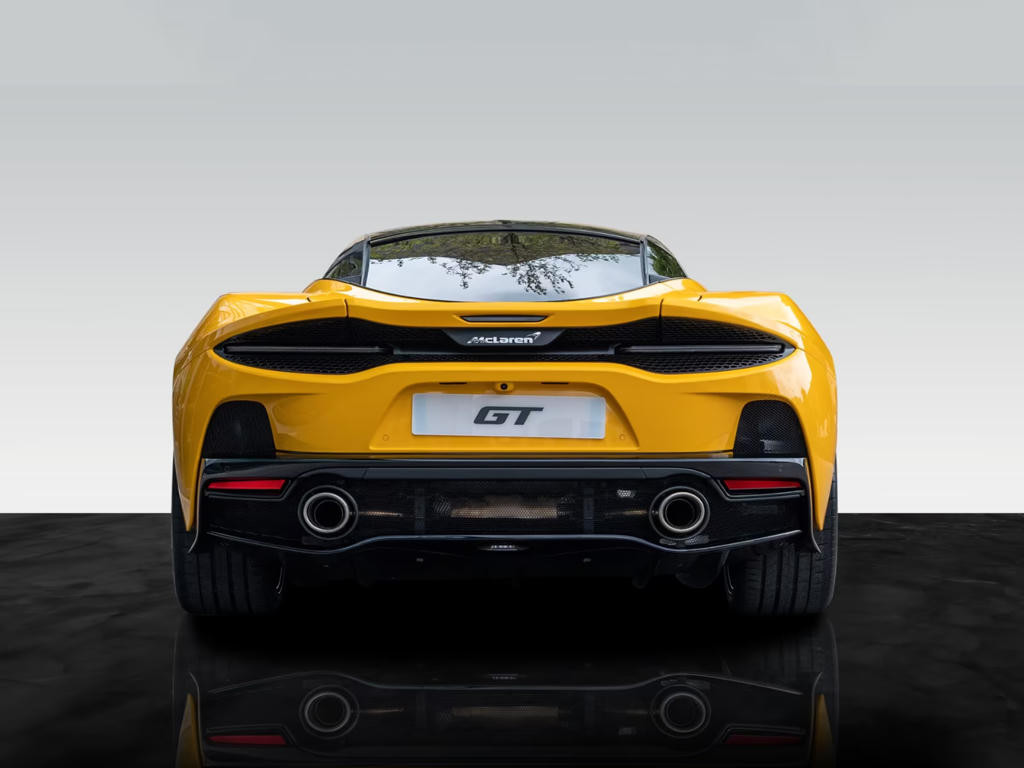 McLaren GT