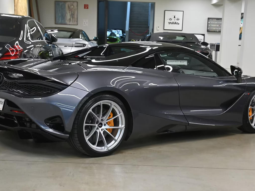 McLaren 750S