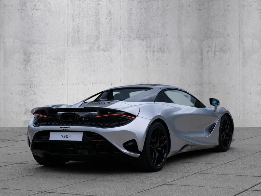 McLaren 750S
