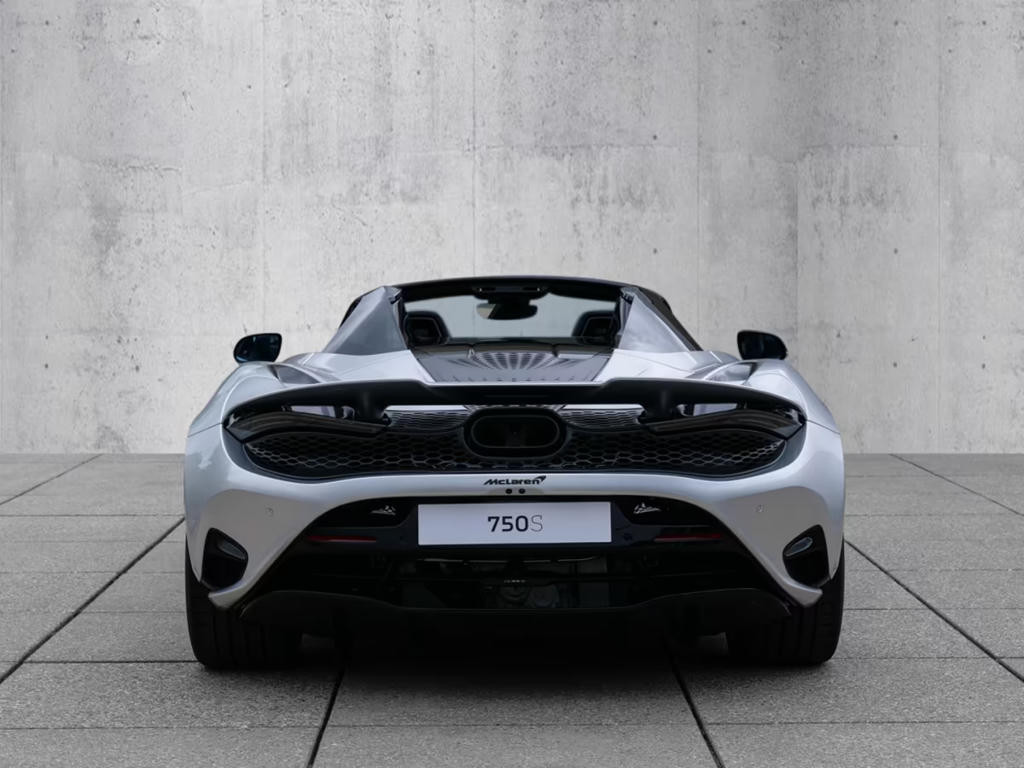 McLaren 750S