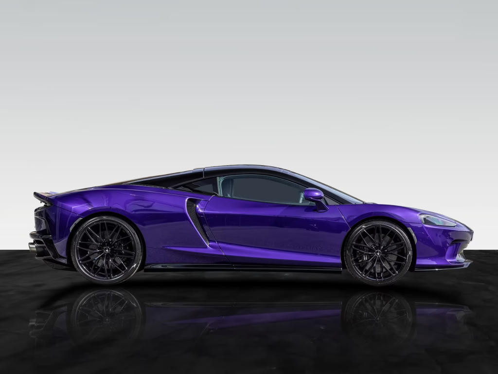 McLaren GT