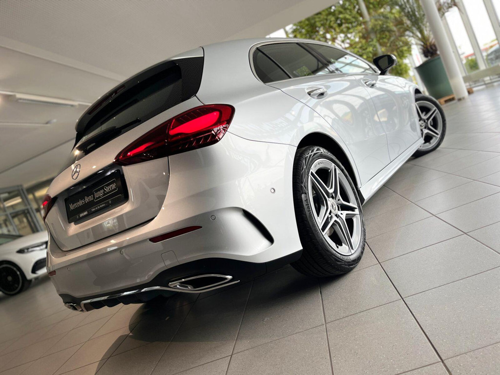 Mercedes-Benz A-Klasse A 180 AMG Line