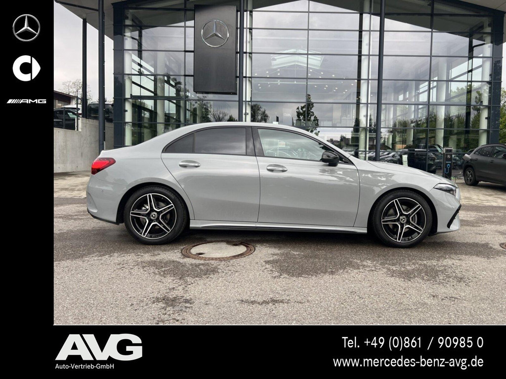 Mercedes-Benz A-Klasse A 200 AMG Line