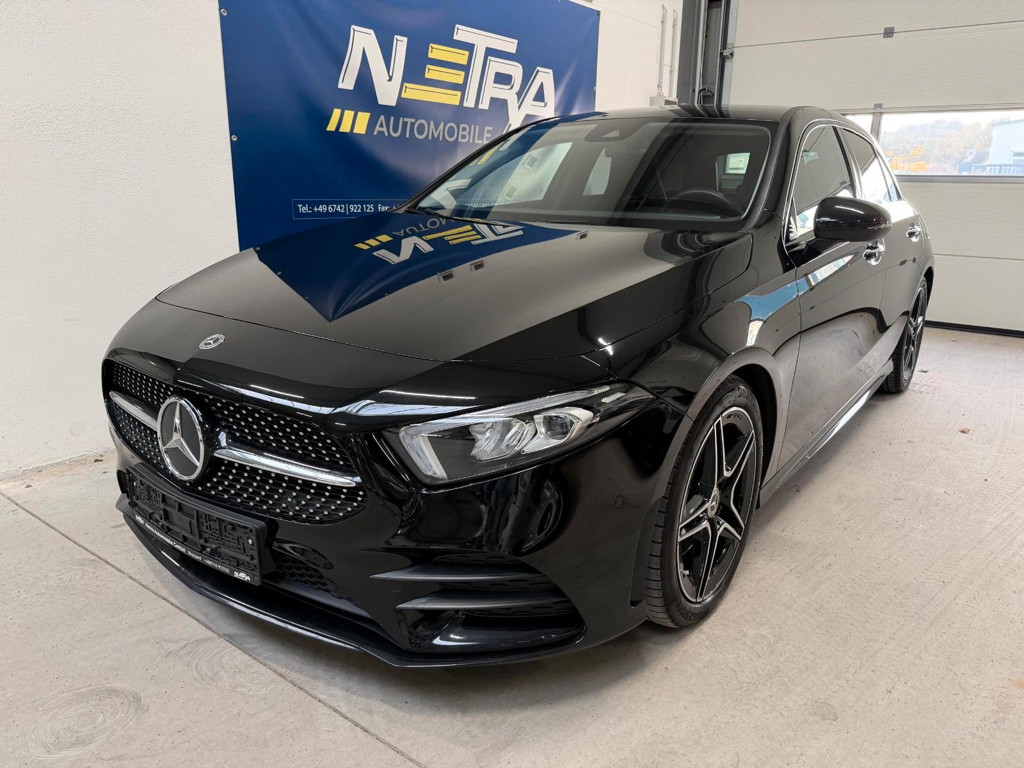 Mercedes-Benz A-Klasse A 220 AMG Line A 220 d