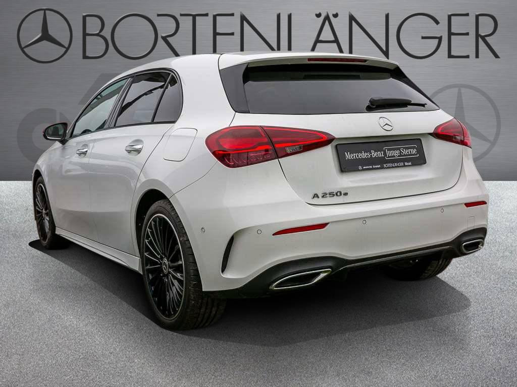 Mercedes-Benz A-Klasse A 250 AMG Line A 250 e Premium
