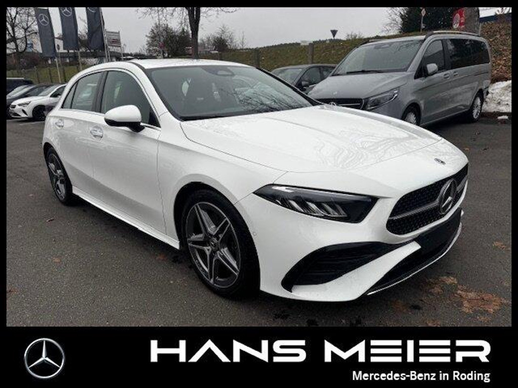 Mercedes-Benz A-Klasse A 220 AMG Line A 220 d