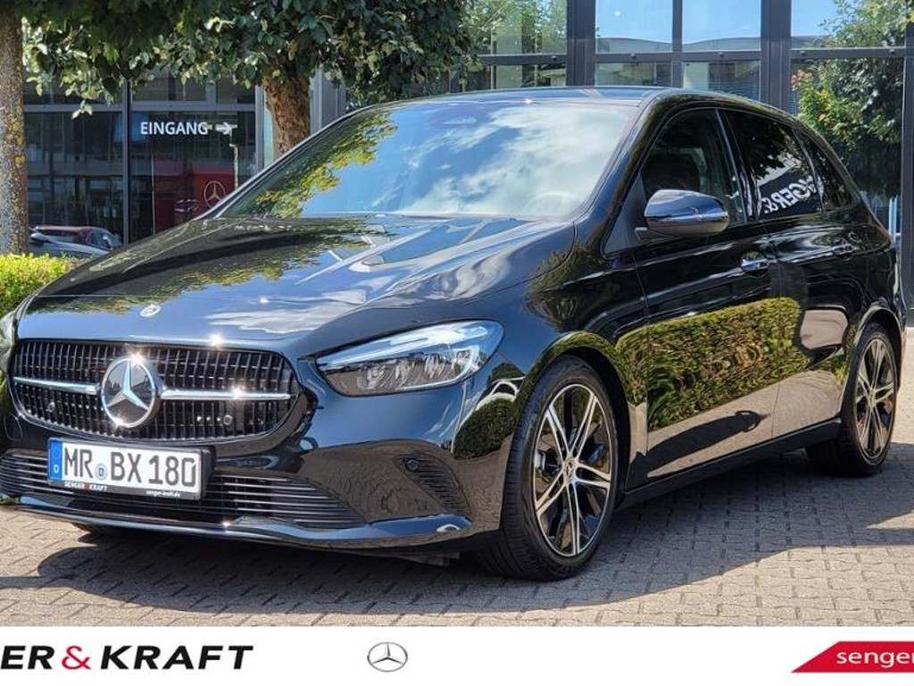 Mercedes-Benz B-Klasse B 180 ACC AHK AUT Kam. KeyLess KlimaA LED LM PDC