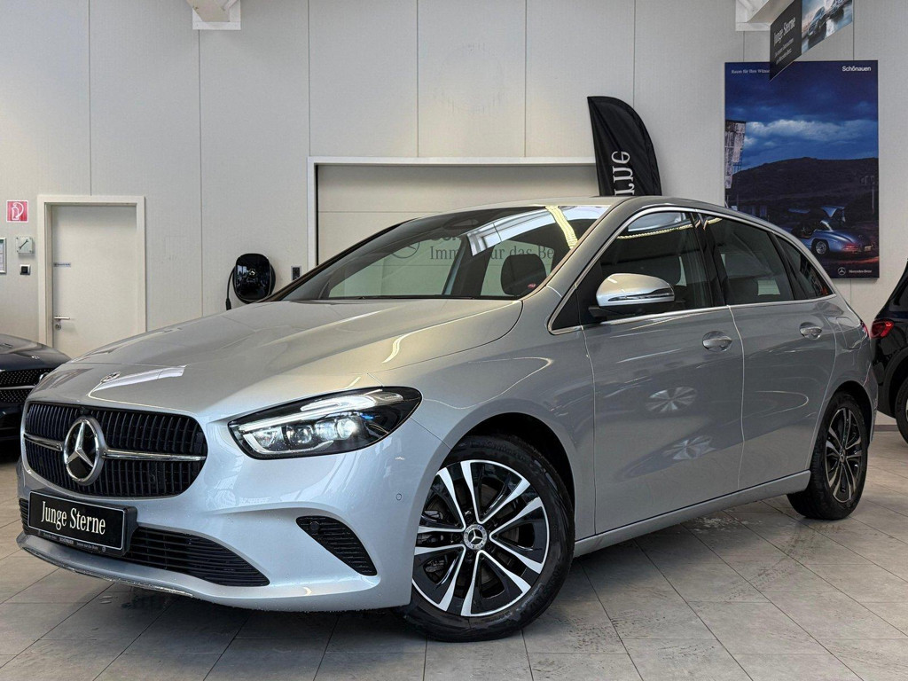 Mercedes-Benz B-Klasse B 220 Progressive B 220 d Sedan