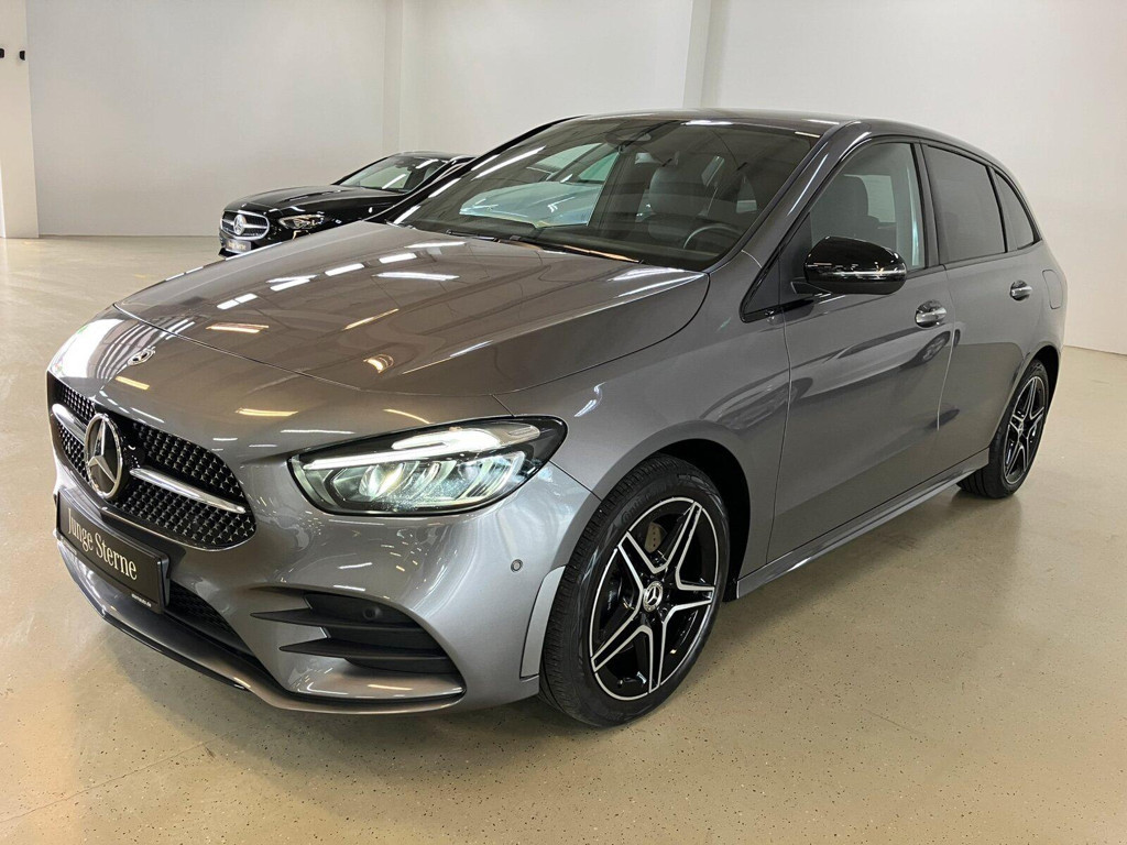 Mercedes-Benz B-Klasse B 250 AMG Line B 250 e Sedan