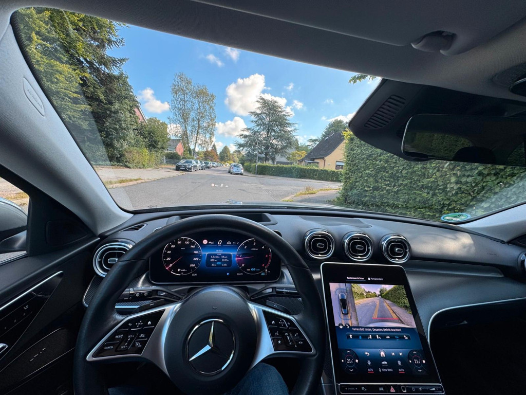 Mercedes-Benz C-Klasse C 300 AHK, Assist-Paket, 360Kamera, Hinterachslenkung