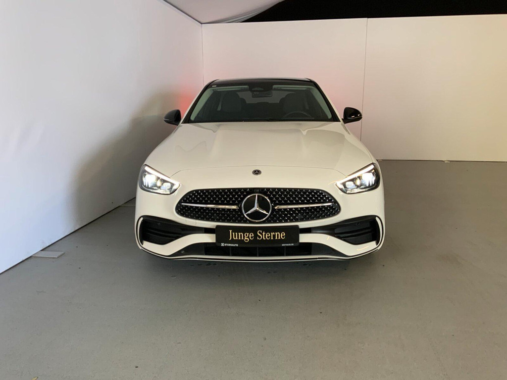 Mercedes-Benz C-Klasse C 300 AMG Line C 300 d Sedan