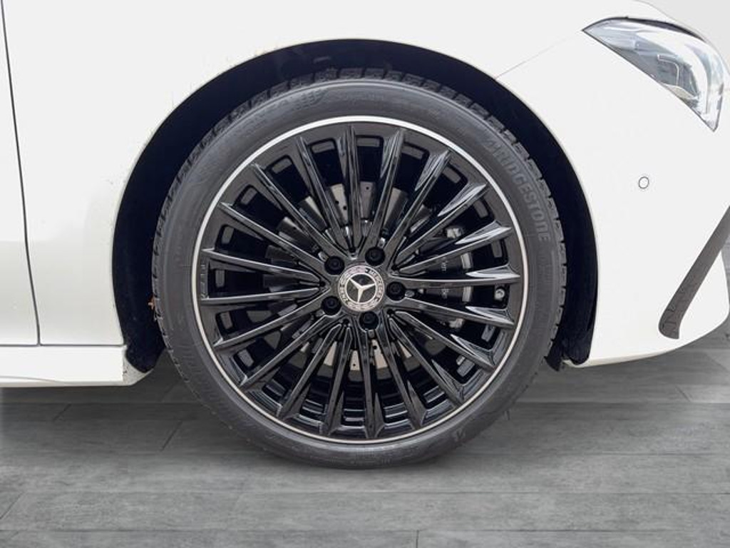 Mercedes-Benz CLA-Klasse CLA 200 AMG Line CLA 200 d