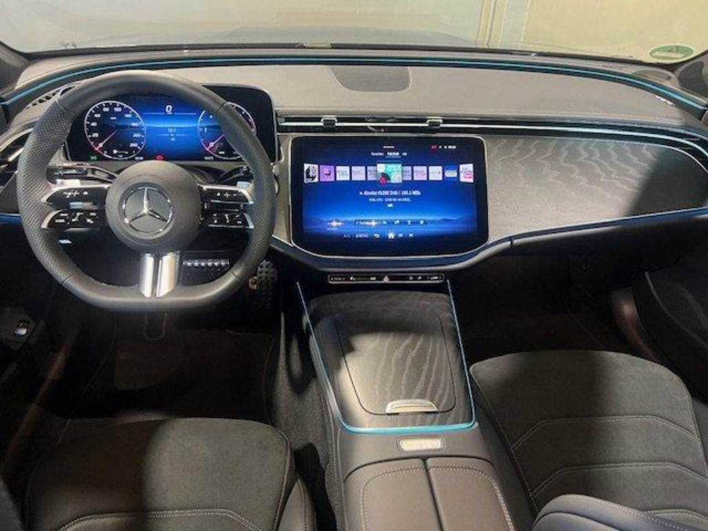 Mercedes-Benz E-Klasse E 220 AMG Line E 220 d Sedan