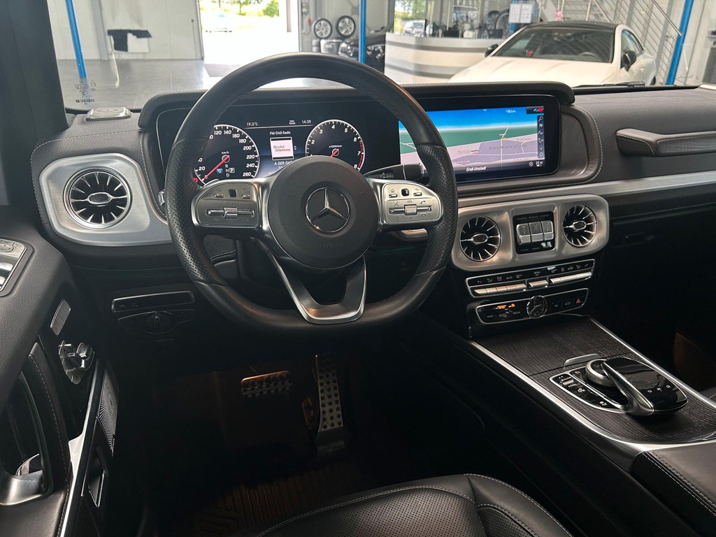 Mercedes-Benz G-Klasse
