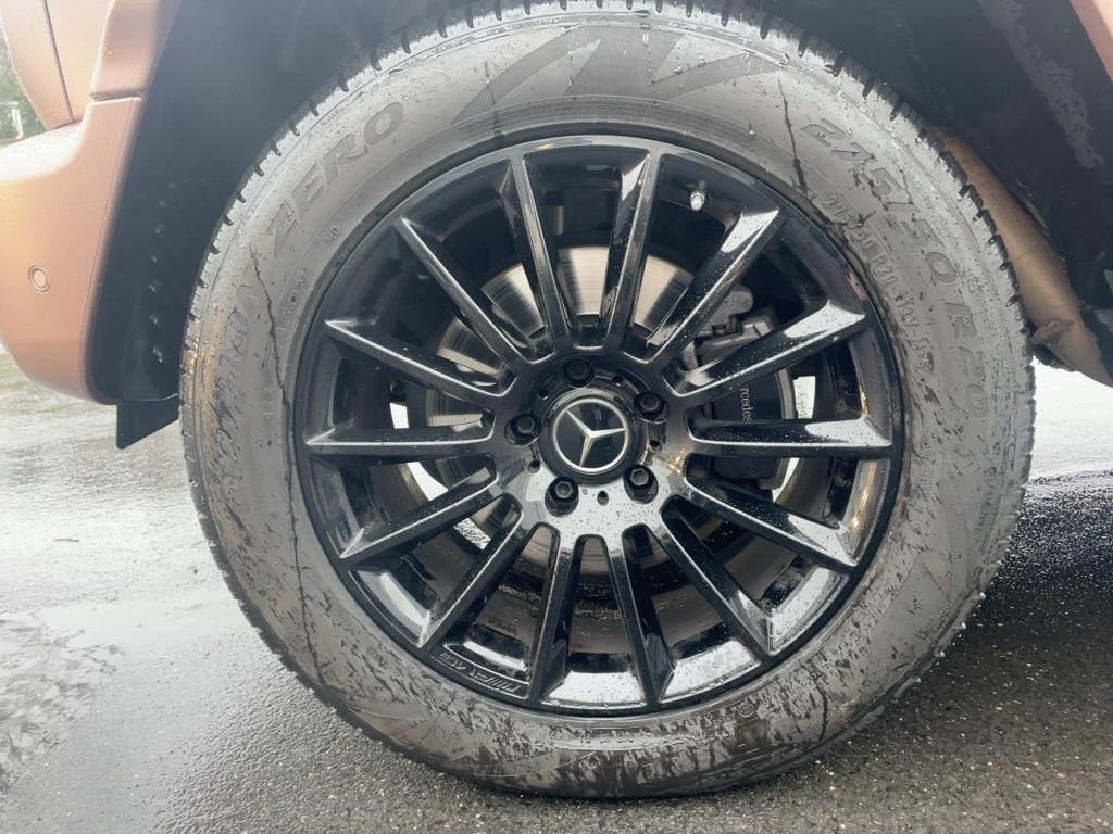 Mercedes-Benz G-Klasse