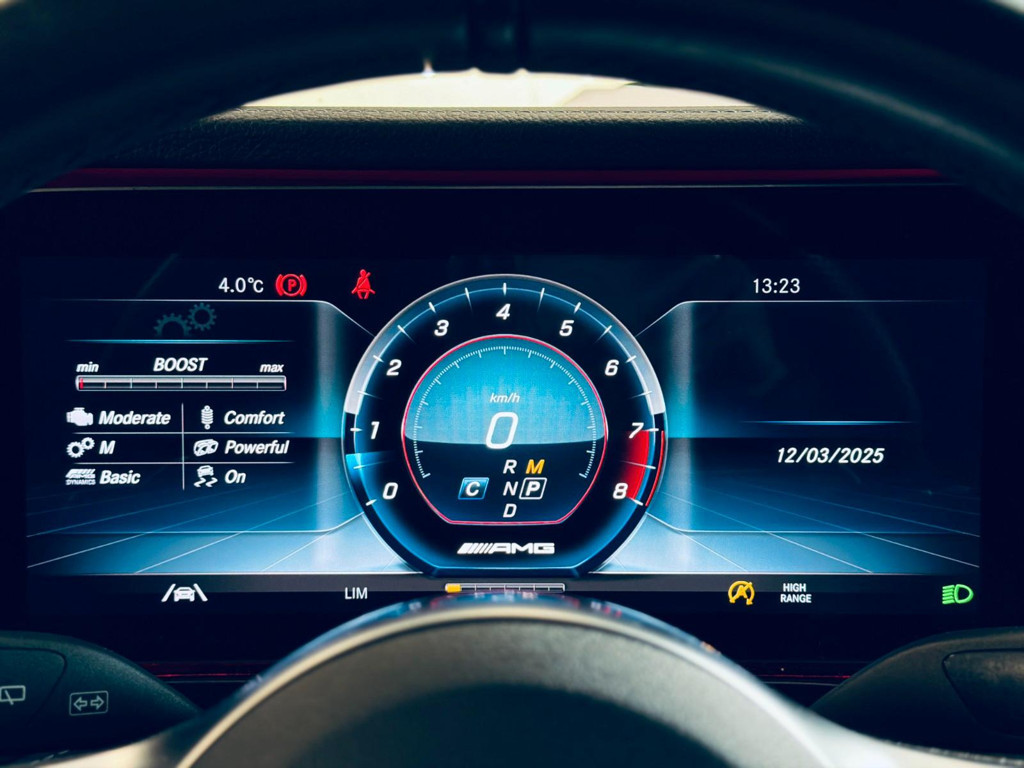 Mercedes-Benz G-Klasse