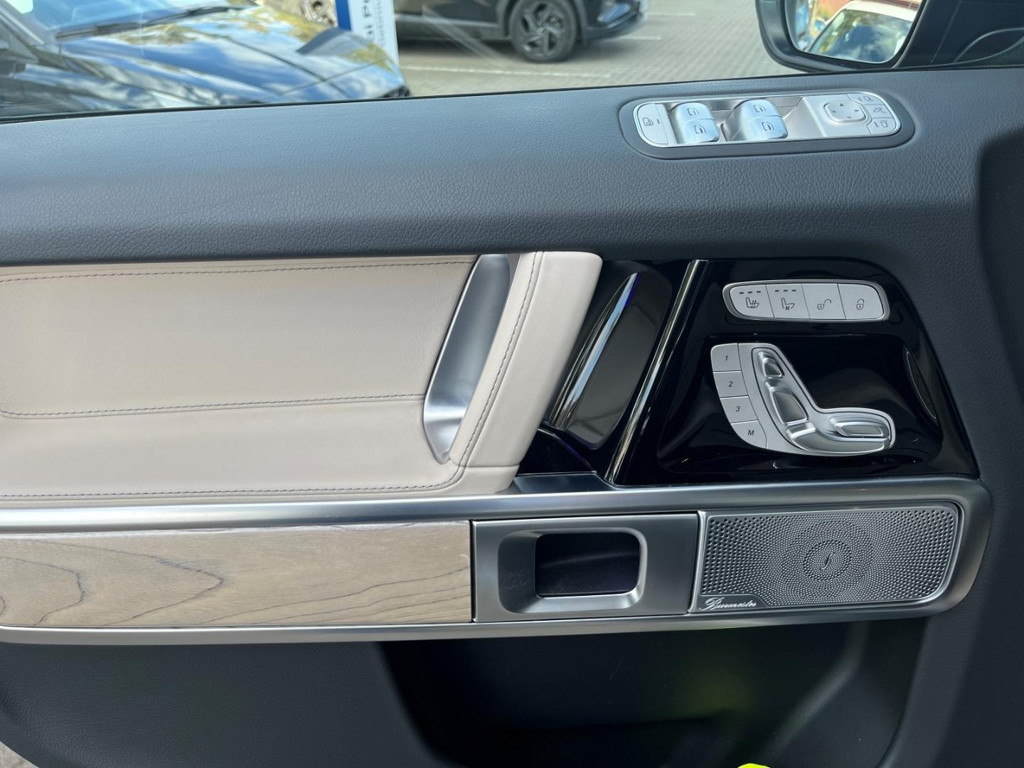 Mercedes-Benz G-Klasse