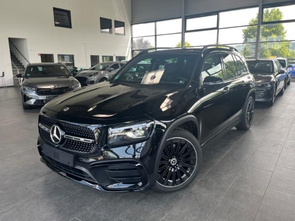 Mercedes-Benz GL-Klasse GLB 220 4MATIC AMG Line