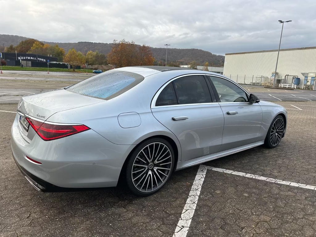 Mercedes-Benz S-Klasse
