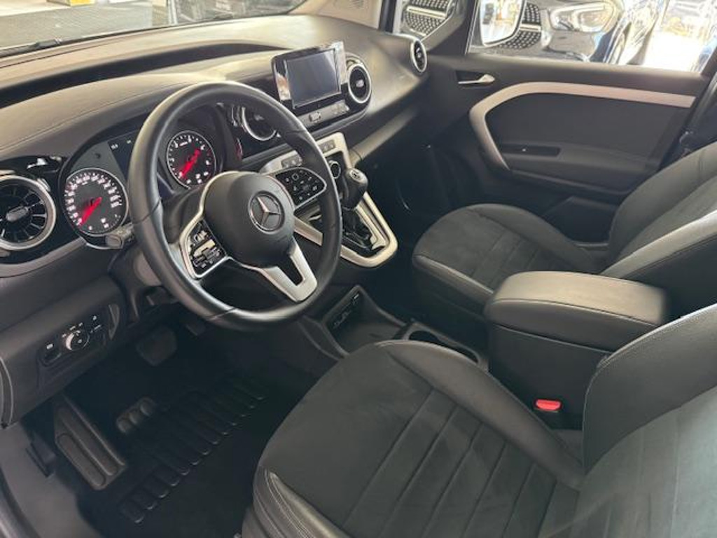 Mercedes-Benz T 180