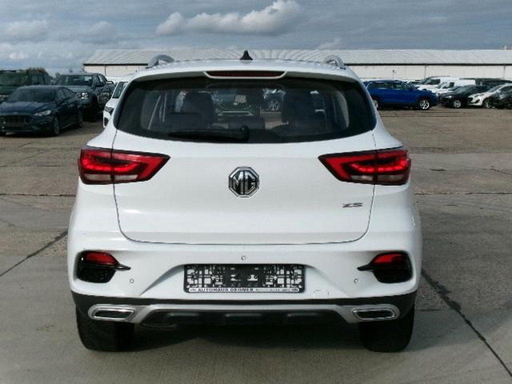 MG ZS