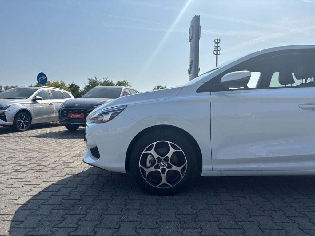 MG MG3