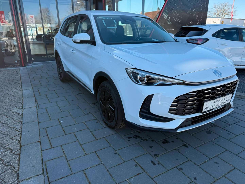 MG ZS Standard range