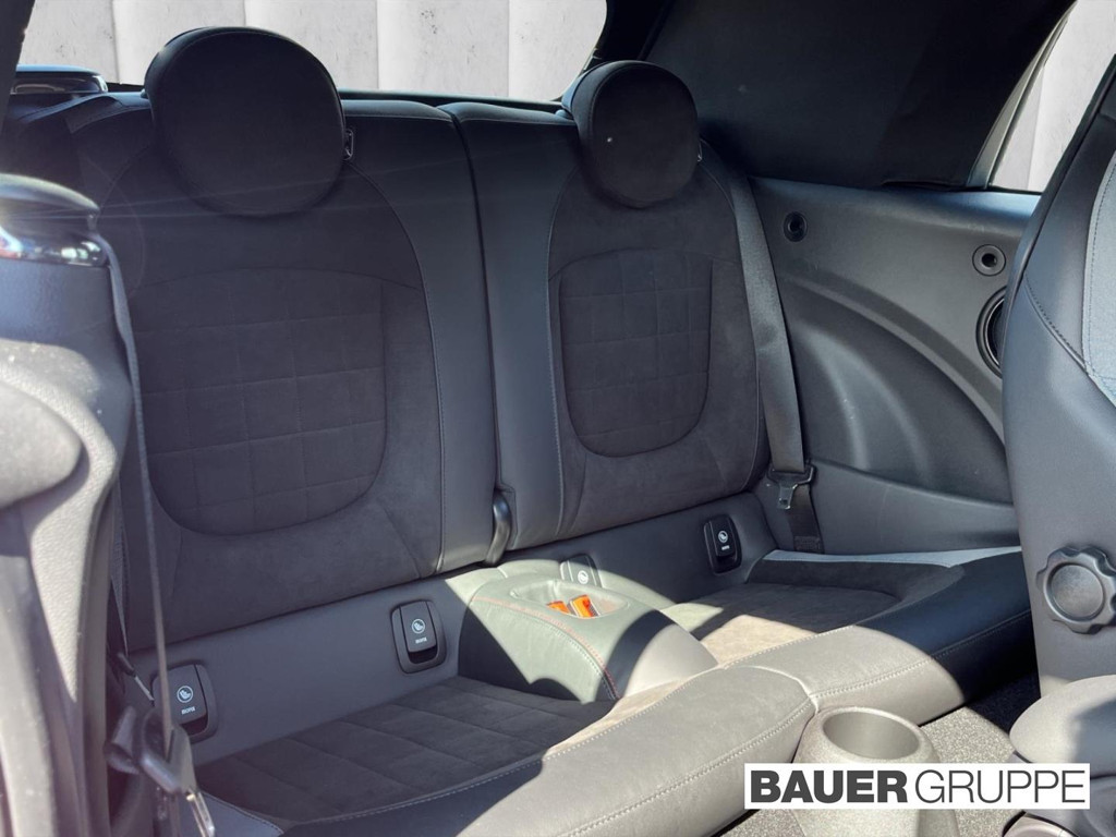 Mini John Cooper Works Cabrio