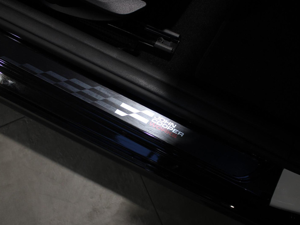 Mini John Cooper Works Cabrio