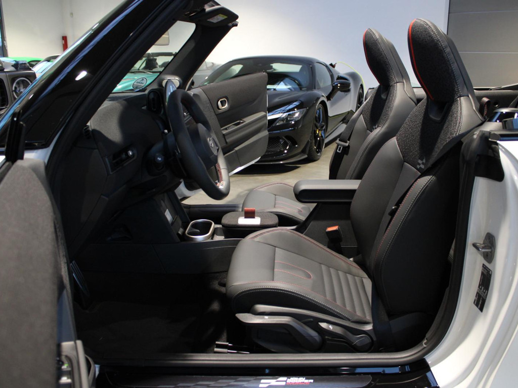 Mini John Cooper Works Cabrio