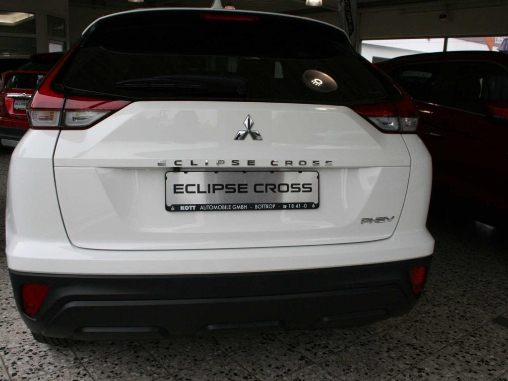 Mitsubishi Eclipse Cross PHEV 4WD MIVEC