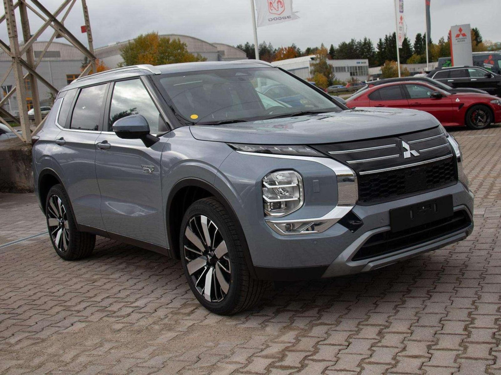 Mitsubishi Outlander PHEV 4WD