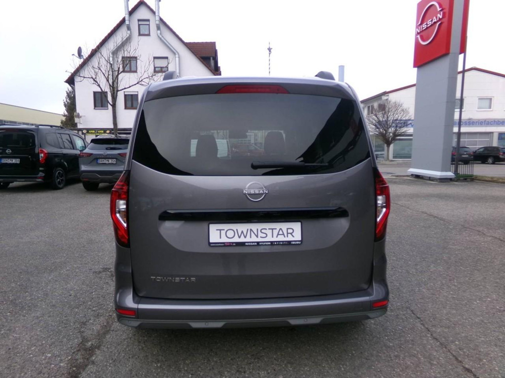 Nissan Townstar