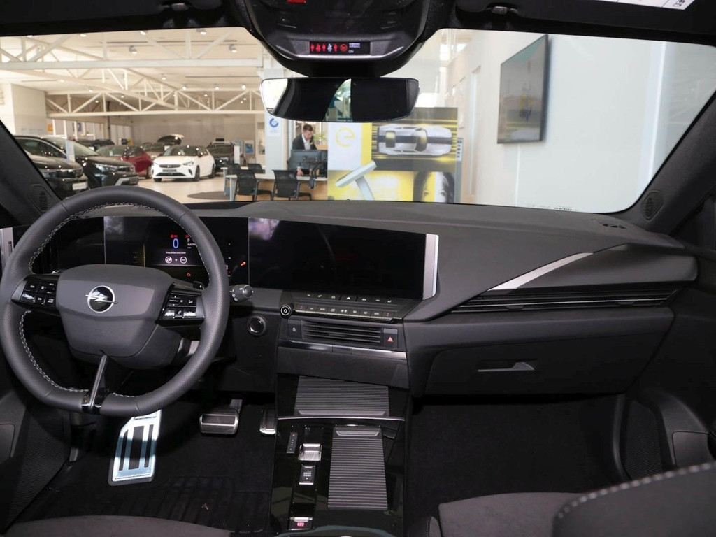 Opel Astra Innovation Hybrid GSe