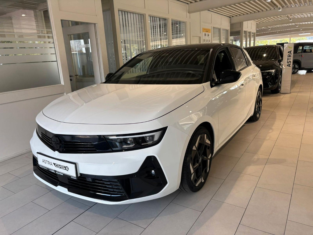 Opel Astra Innovation Hybrid GSe