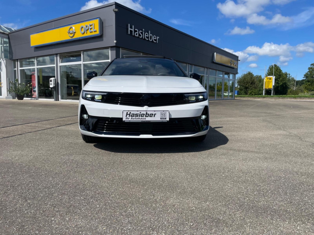 Opel Astra Sports Tourer GSe