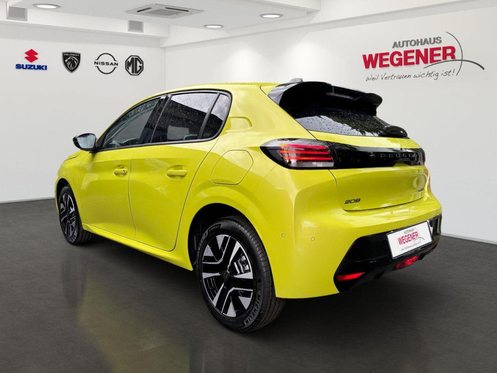 Peugeot e-208